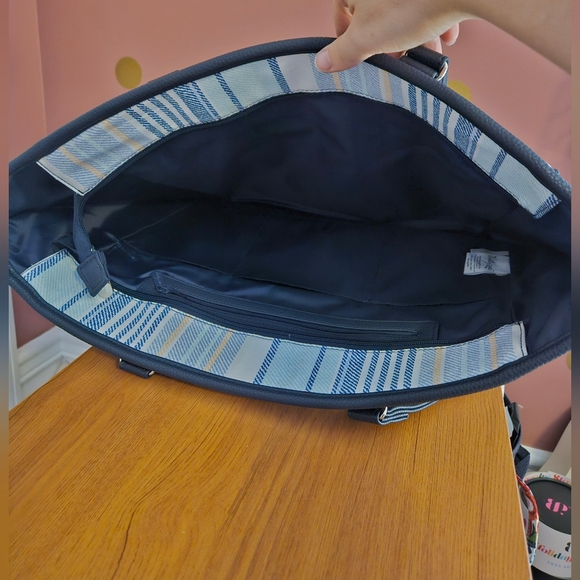 Thirty-one Cindy Tote - Boardwalk Stripe - Picture 5 of 8